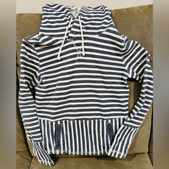 Ladies J Crew Hoodie with pouch - Picture 1 of 2